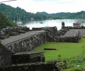 Puzzle Οχυρώσεις των ακτών της Καραϊβικής Παναμά: San Lorenzo και Portobelo